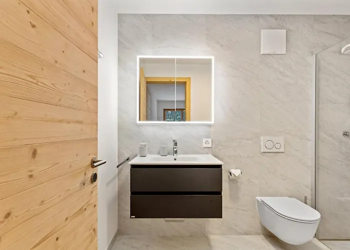 Le Montagnier By Mrs Miggins *