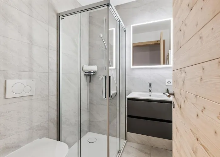 Le Montagnier By Mrs Miggins *