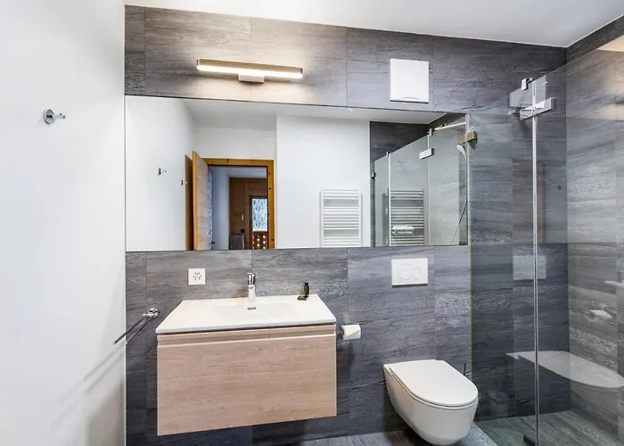 Le Montagnier By Mrs Miggins *