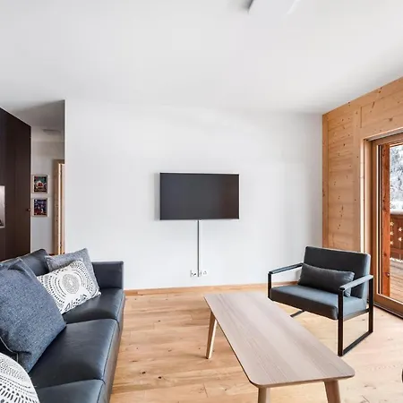 Le Montagnier By Mrs Miggins