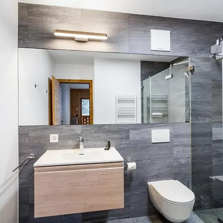 Le Montagnier By Mrs Miggins *