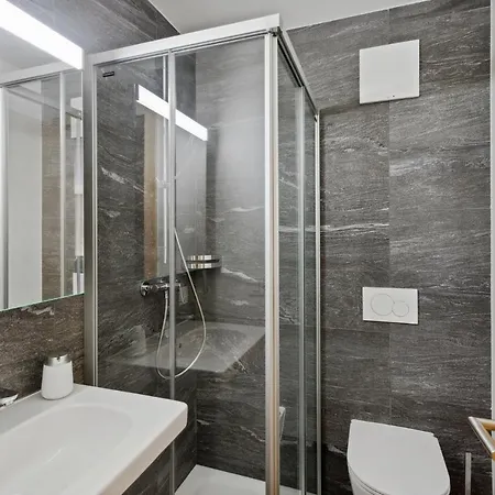 Le Montagnier By Mrs Miggins Apartment *
